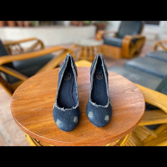 Never worn rare ASH denim pumps 7.5 NWOB - Picture 8 of 8